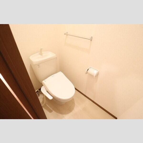 トイレ (温水洗浄暖房便座)