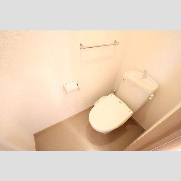 トイレ (温水洗浄暖房便座)