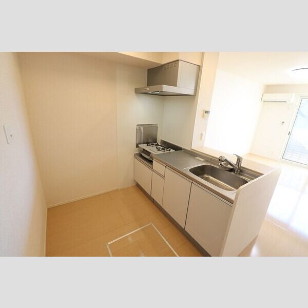 キッチン (対面キッチン(ガスコンロ付))