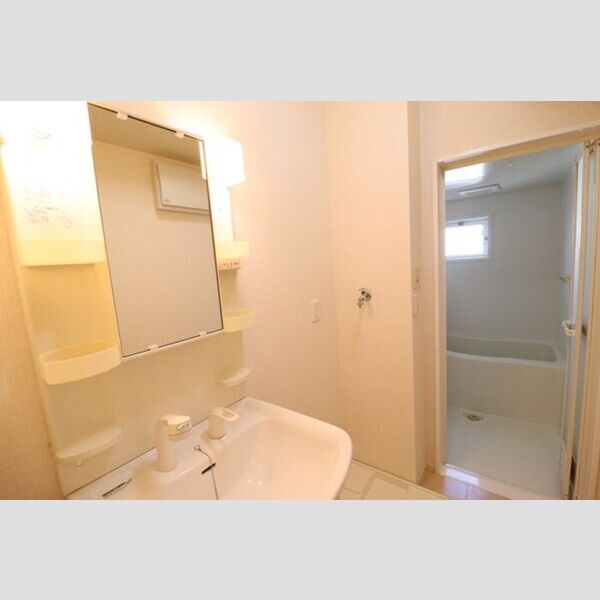 洗面所 (洗髪洗面化粧台)