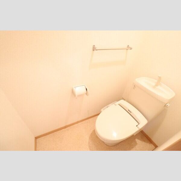 トイレ (温水洗浄暖房便座)