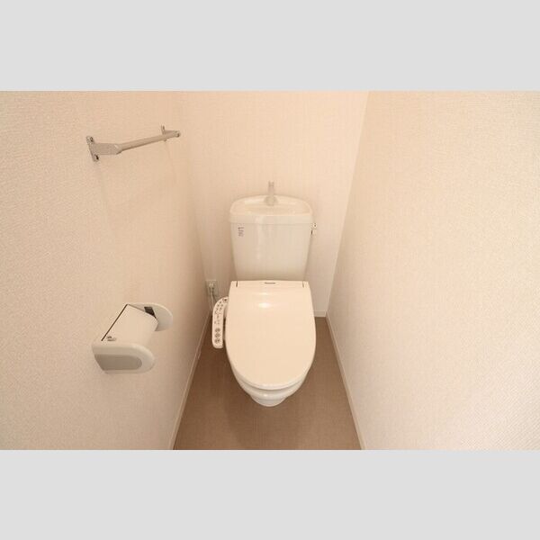 トイレ (温水洗浄暖房便座)