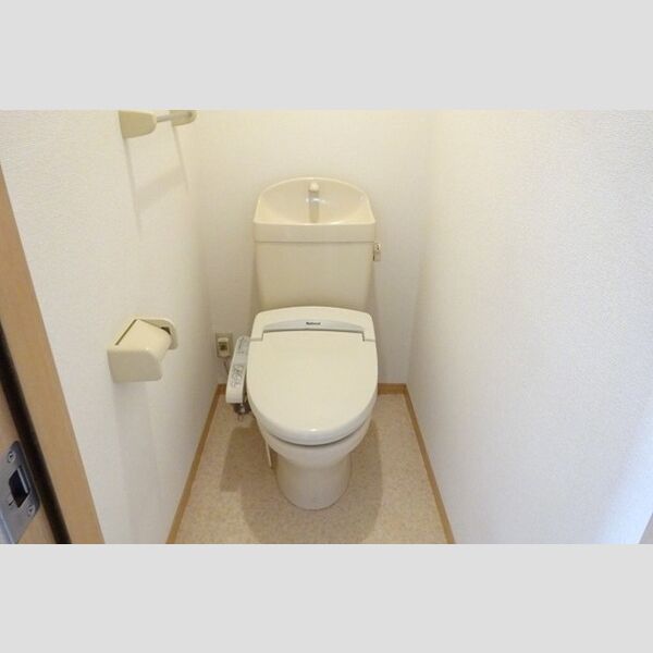 トイレ (温水洗浄暖房便座)