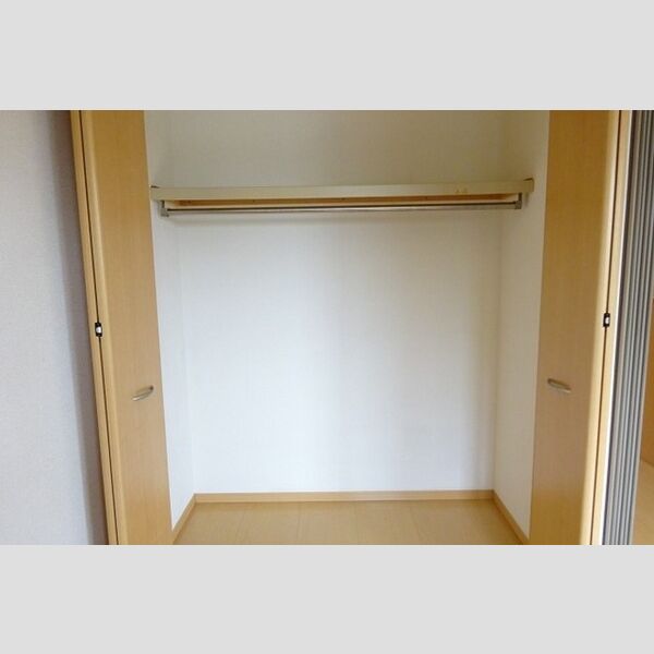 収納 (クローゼット)