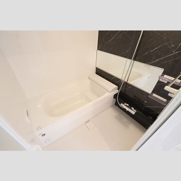 バス (追い焚き給湯式浴室(浴室換気乾燥機付))