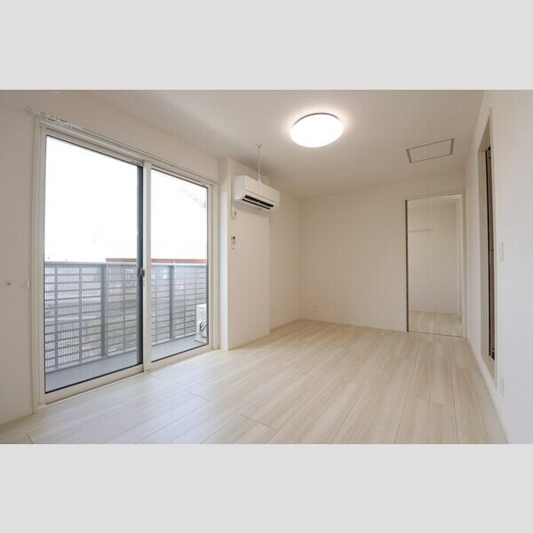 居室・リビング (リビング全景)