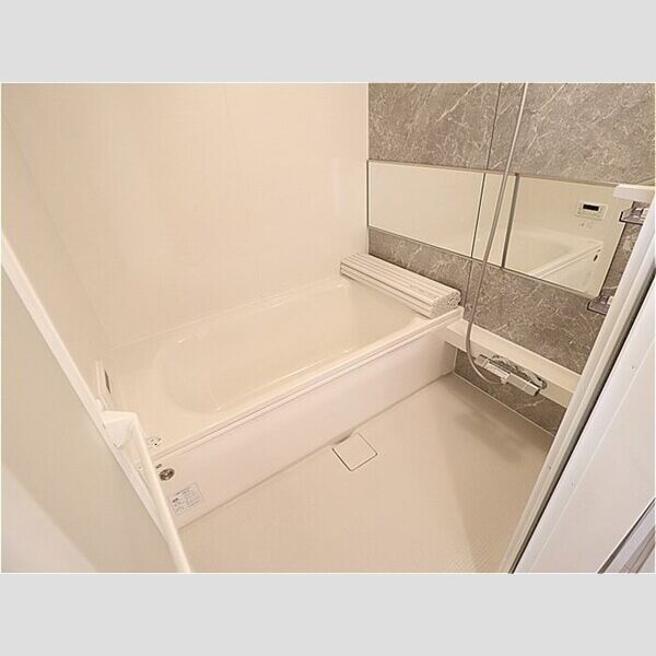 バス (追い焚き給湯式浴室(浴室換気乾燥機付))