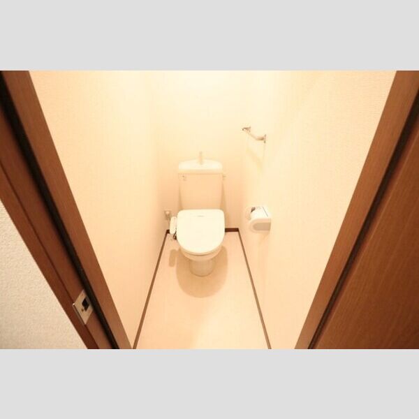 トイレ (温水洗浄暖房便座)