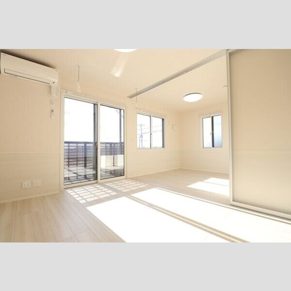 居室・リビング (リビング全景)