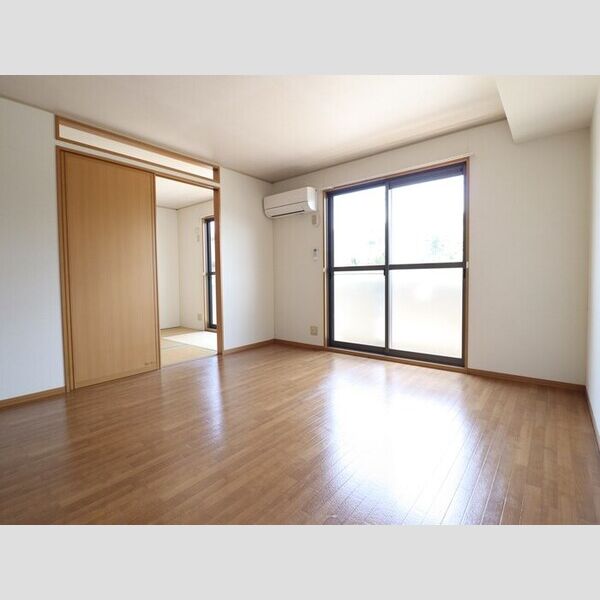 居室・リビング (リビング全景)