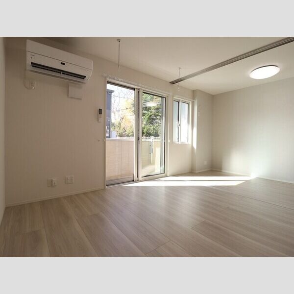 その他 (リビング全景)