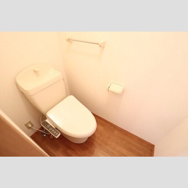 トイレ (温水洗浄暖房便座)