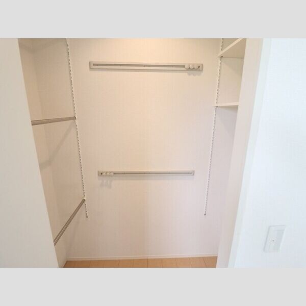 収納 (クローゼット)