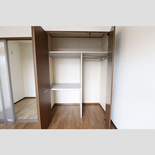 収納 (クローゼット)