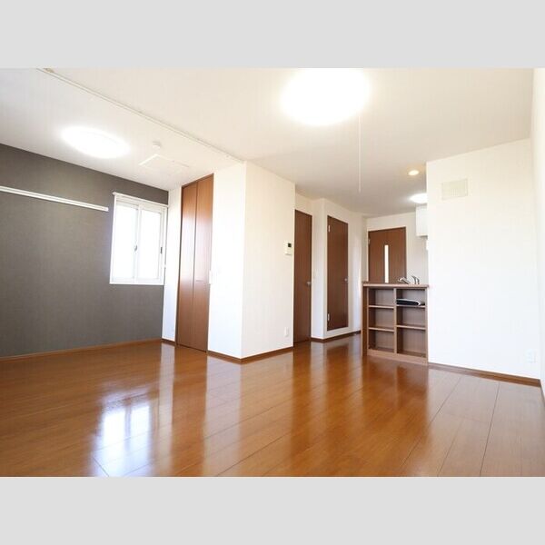 その他 (洋室全景別角度)