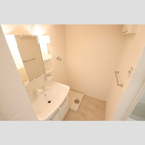 洗面所 (洗髪洗面化粧台)