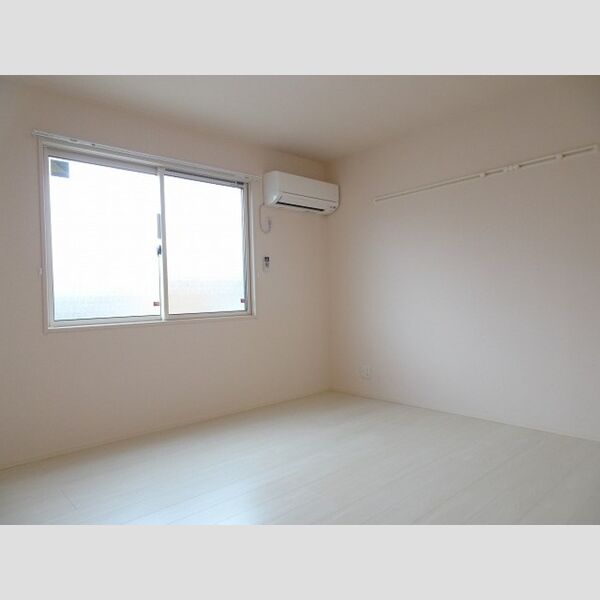 その他 (洋室6.7帖)