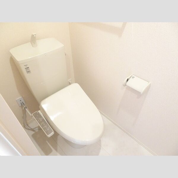 トイレ (温水洗浄暖房便座)