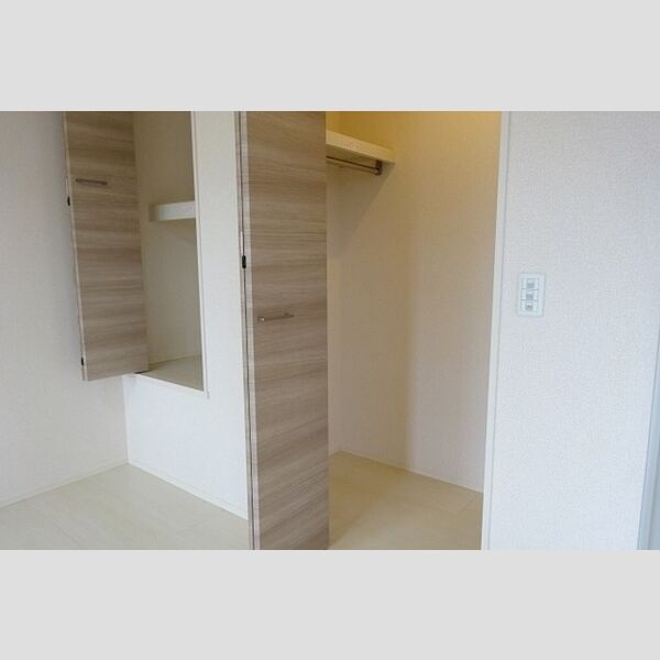 収納 (クローゼット)