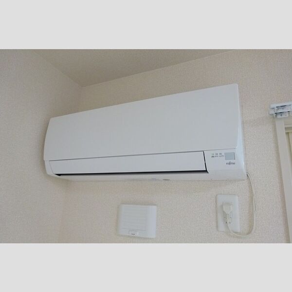 その他設備 (エアコン)