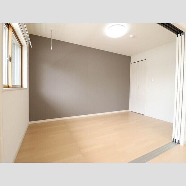 その他 (洋室)