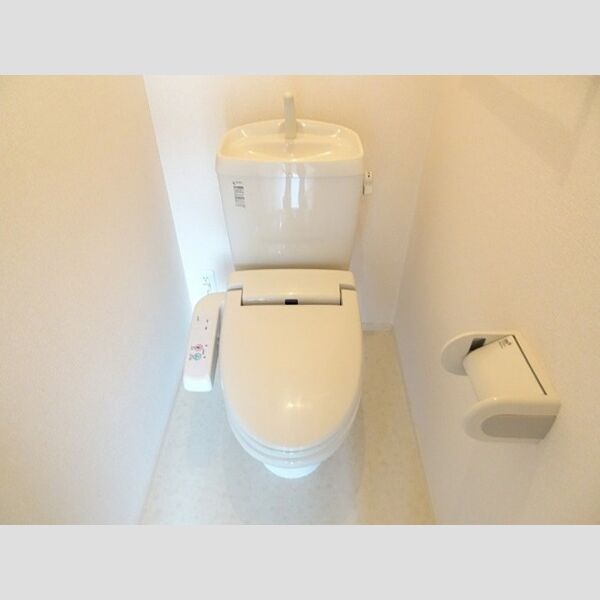 トイレ (温水洗浄暖房便座)