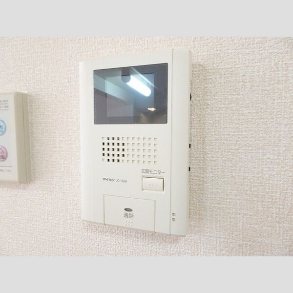 その他設備 (TVインターホン)