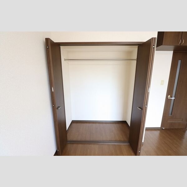 収納 (クローゼット)