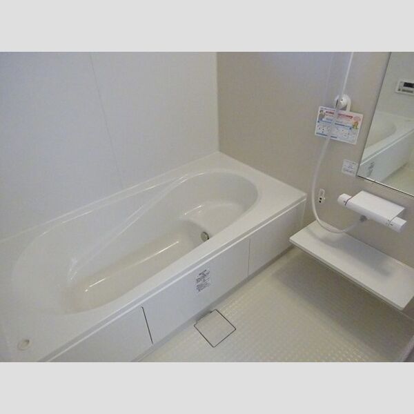 バス (追い焚き給湯式浴室  浴室換気乾燥機付)