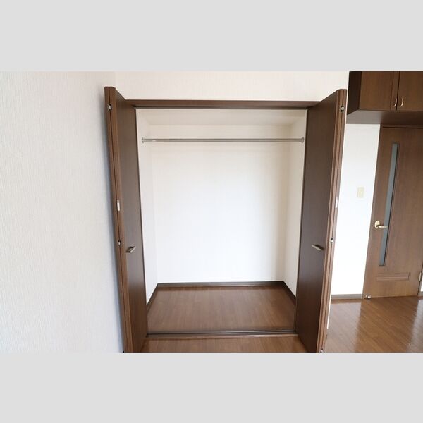 収納 (クローゼット)