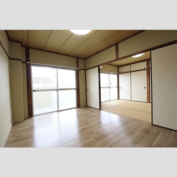 その他 (洋室)