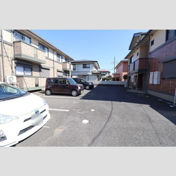 駐車場 (駐車場)