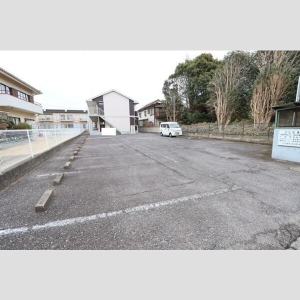 駐車場 (駐車場)