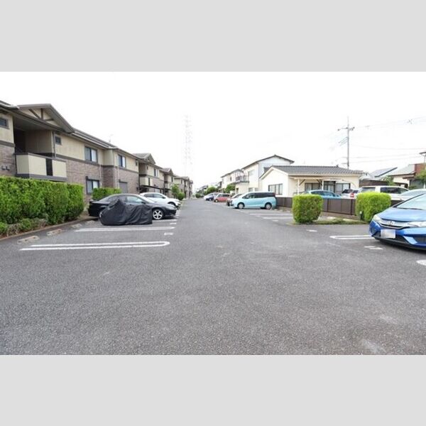 駐車場 (駐車場)