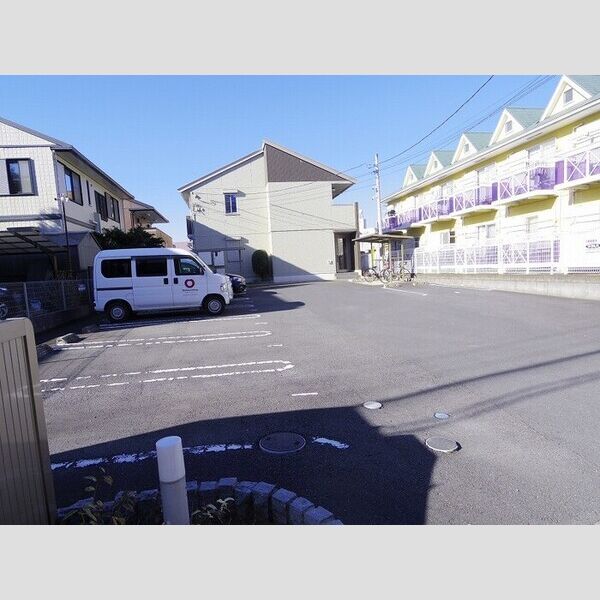 駐車場 (駐車場)