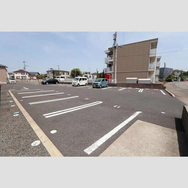 駐車場 (駐車場)