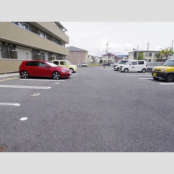 駐車場 (駐車場)
