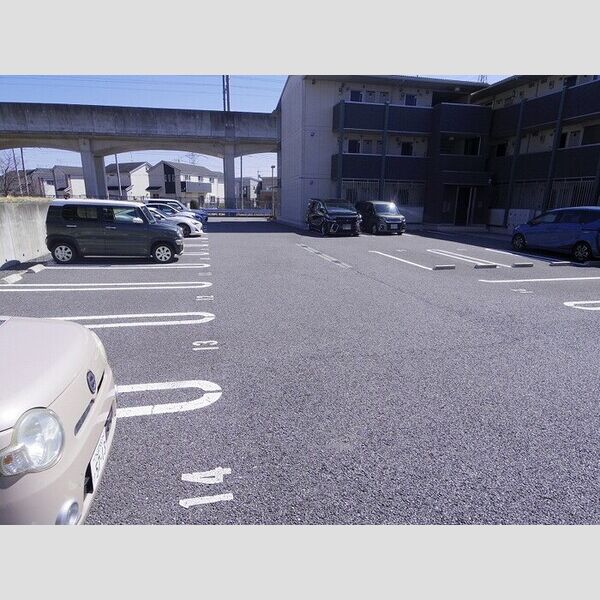 駐車場 (駐車場)