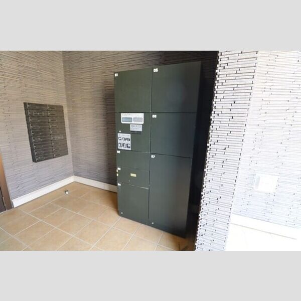 現地周辺 (宅配ボックス)