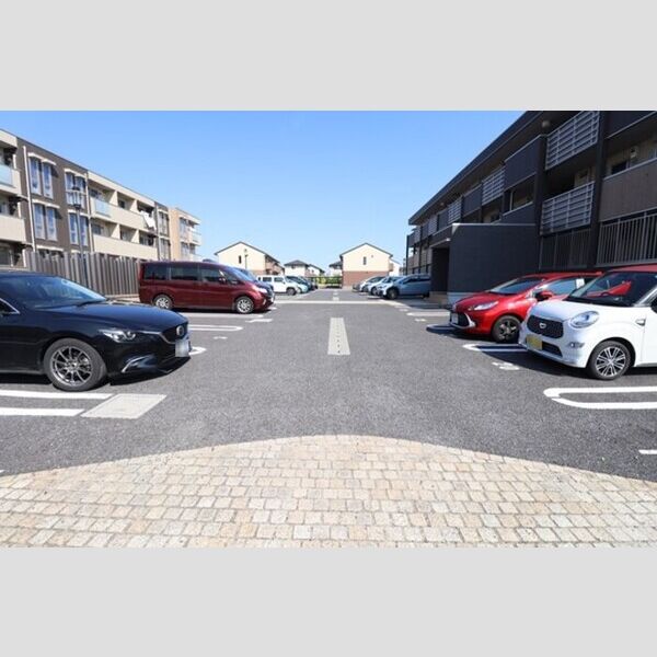 駐車場 (駐車場)