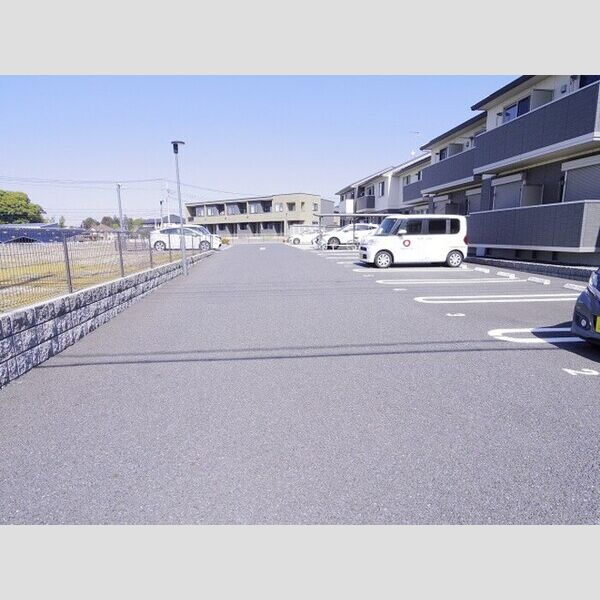 駐車場 (駐車場)