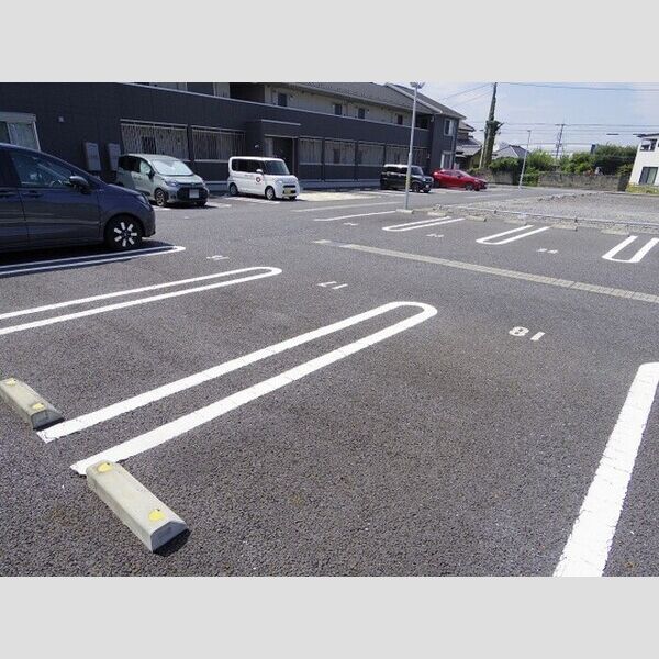 駐車場 (駐車場)
