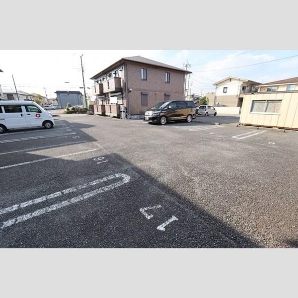 駐車場 (駐車場)
