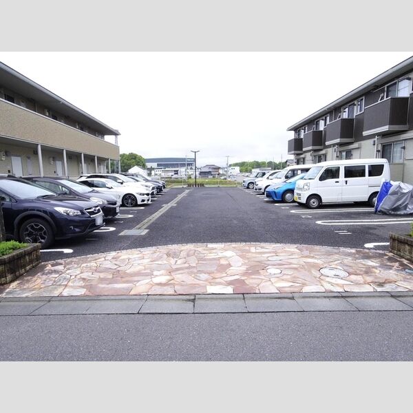 駐車場 (駐車場)