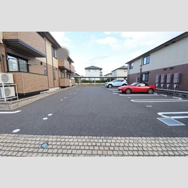 駐車場 (駐車場)