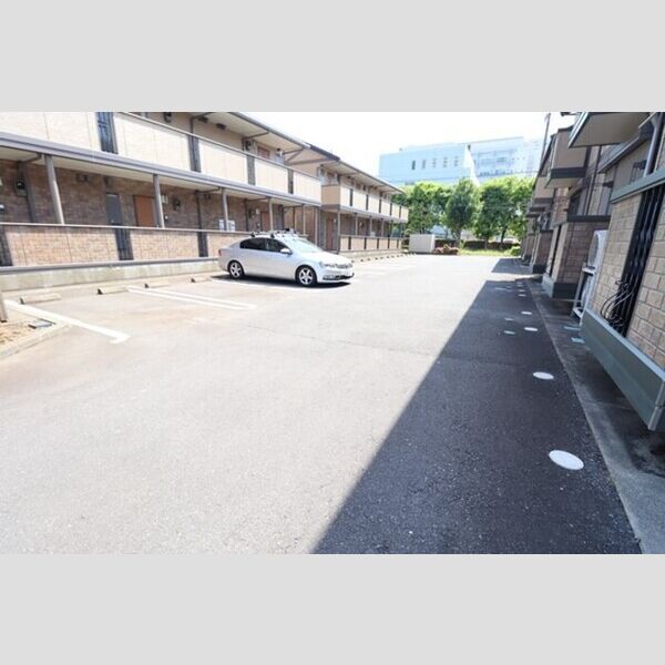 駐車場 (駐車場)
