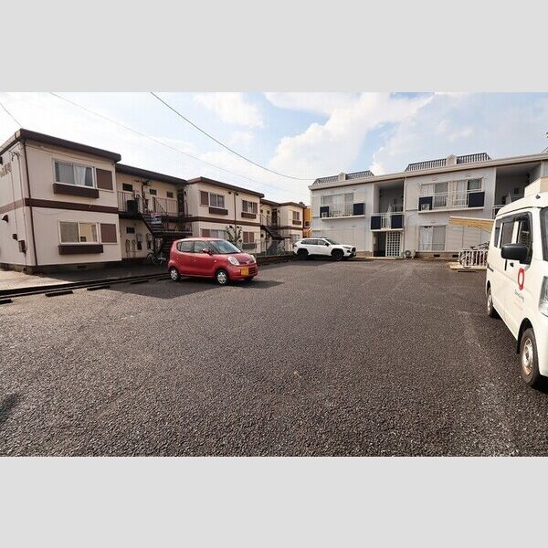 駐車場 (駐車場)