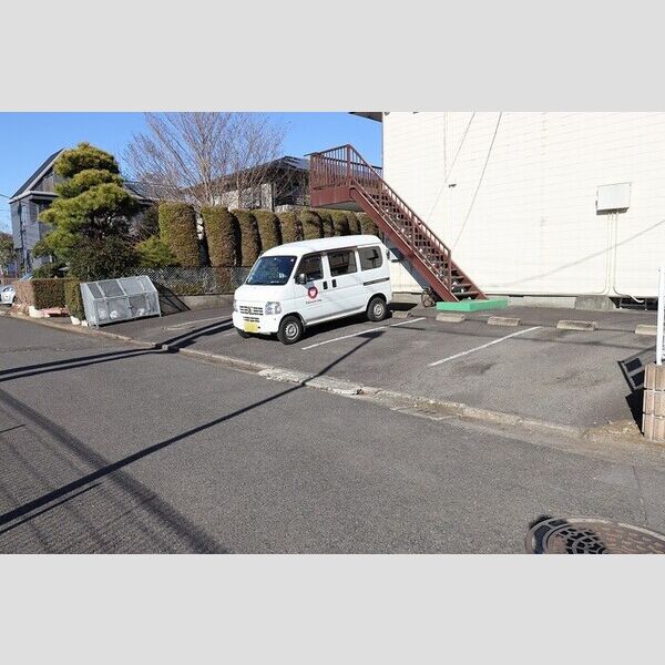 駐車場 (駐車場)