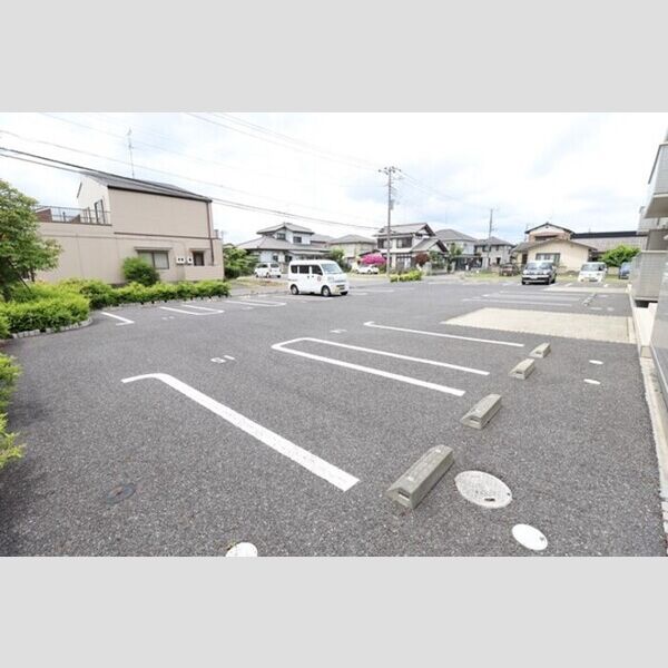 駐車場 (駐車場)