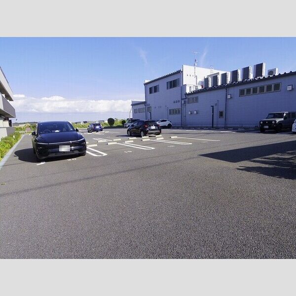 駐車場 (駐車場)
